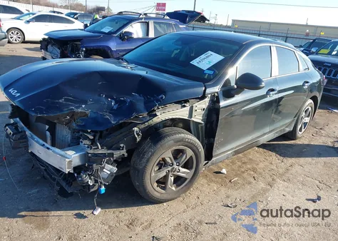 2022 Kia K5 Lxs из США, поврежденный, VIN 5XXG14J25NG136424